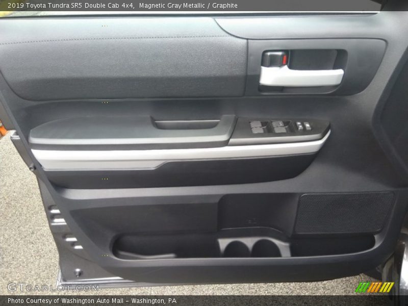 Magnetic Gray Metallic / Graphite 2019 Toyota Tundra SR5 Double Cab 4x4