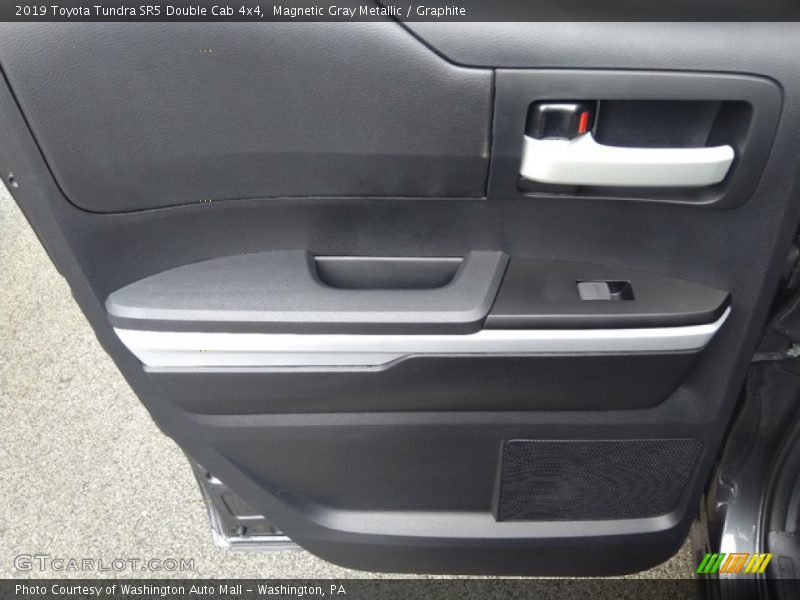 Magnetic Gray Metallic / Graphite 2019 Toyota Tundra SR5 Double Cab 4x4