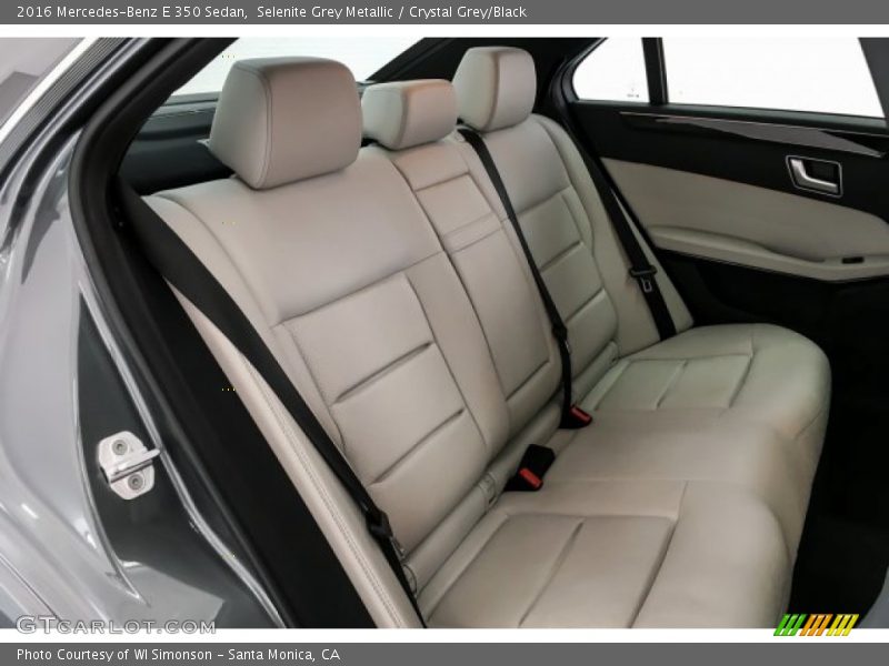 Selenite Grey Metallic / Crystal Grey/Black 2016 Mercedes-Benz E 350 Sedan