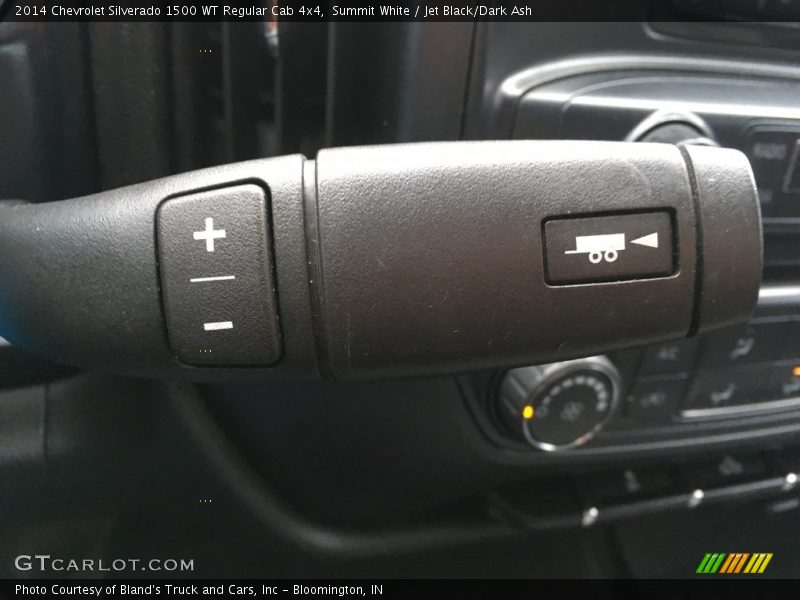 Summit White / Jet Black/Dark Ash 2014 Chevrolet Silverado 1500 WT Regular Cab 4x4