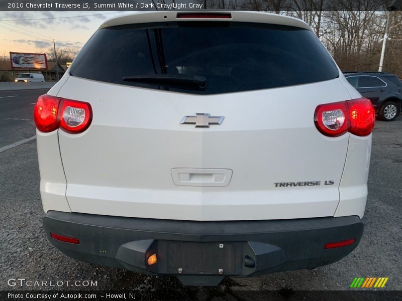 Summit White / Dark Gray/Light Gray 2010 Chevrolet Traverse LS