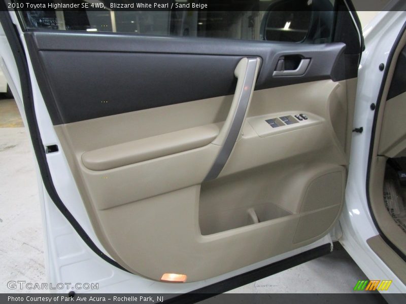 Blizzard White Pearl / Sand Beige 2010 Toyota Highlander SE 4WD