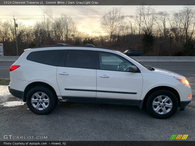 Summit White / Dark Gray/Light Gray 2010 Chevrolet Traverse LS