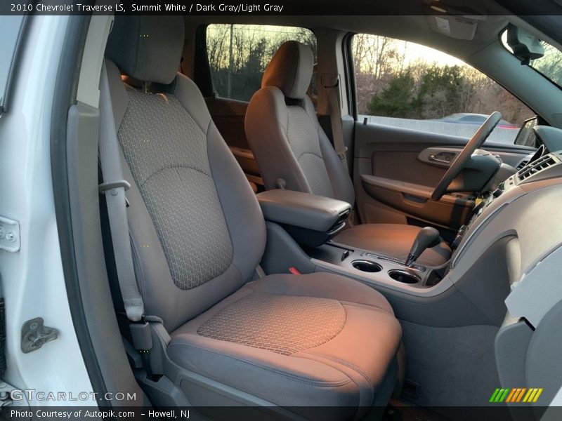 Summit White / Dark Gray/Light Gray 2010 Chevrolet Traverse LS