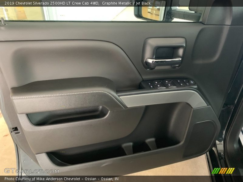 Graphite Metallic / Jet Black 2019 Chevrolet Silverado 2500HD LT Crew Cab 4WD