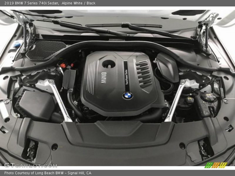 Alpine White / Black 2019 BMW 7 Series 740i Sedan