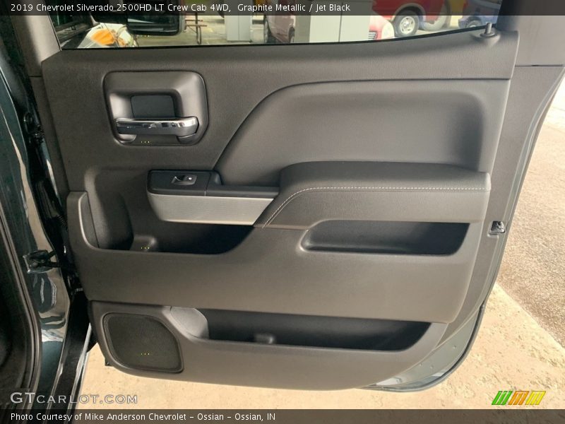 Graphite Metallic / Jet Black 2019 Chevrolet Silverado 2500HD LT Crew Cab 4WD