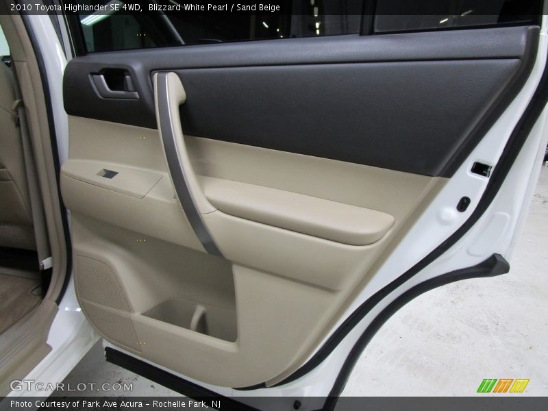Blizzard White Pearl / Sand Beige 2010 Toyota Highlander SE 4WD