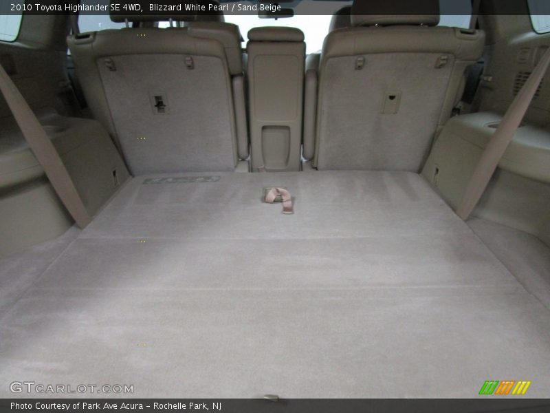 Blizzard White Pearl / Sand Beige 2010 Toyota Highlander SE 4WD