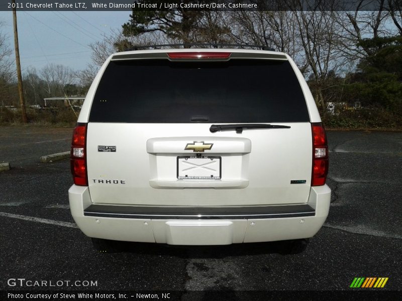 White Diamond Tricoat / Light Cashmere/Dark Cashmere 2011 Chevrolet Tahoe LTZ