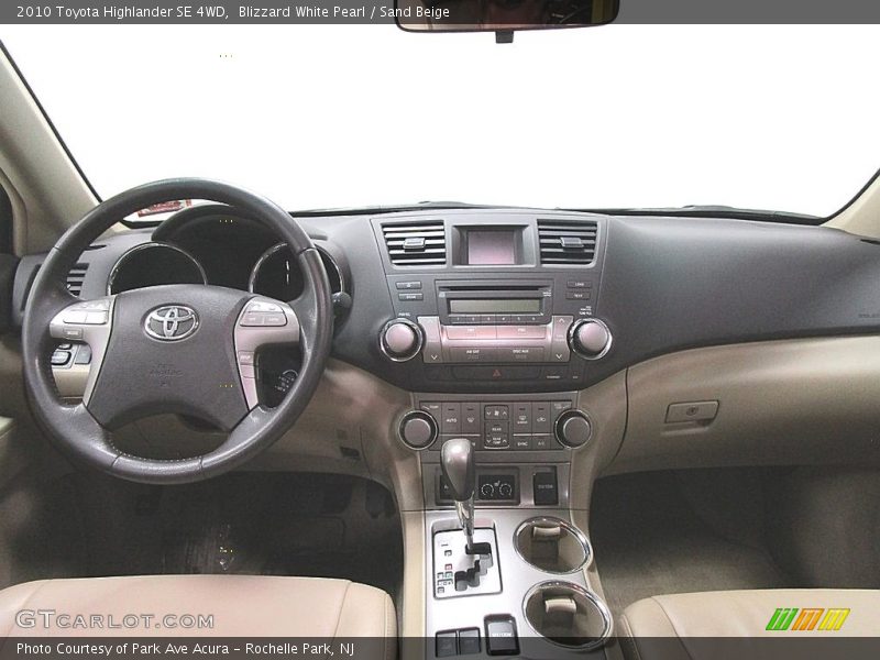 Blizzard White Pearl / Sand Beige 2010 Toyota Highlander SE 4WD