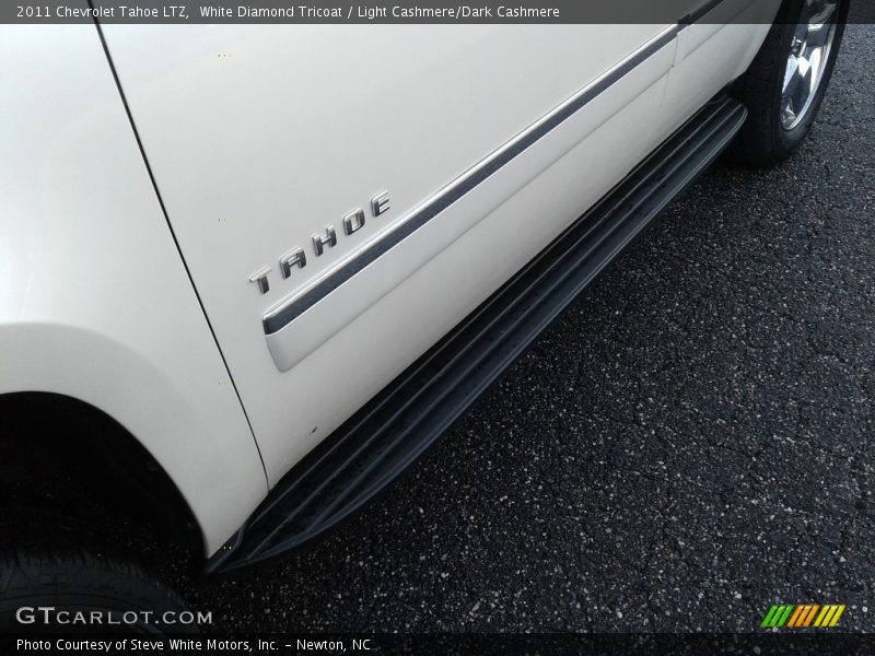 White Diamond Tricoat / Light Cashmere/Dark Cashmere 2011 Chevrolet Tahoe LTZ