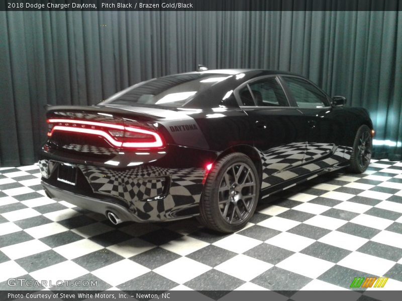 Pitch Black / Brazen Gold/Black 2018 Dodge Charger Daytona