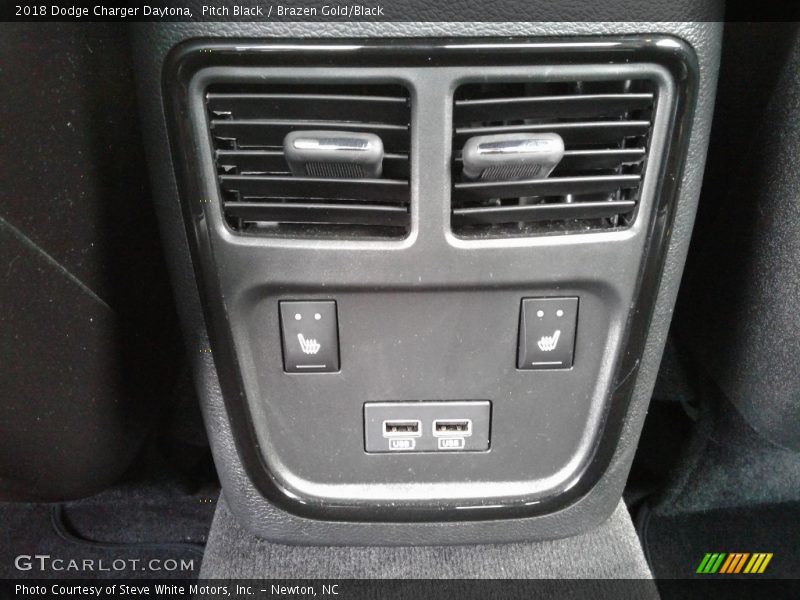 Pitch Black / Brazen Gold/Black 2018 Dodge Charger Daytona