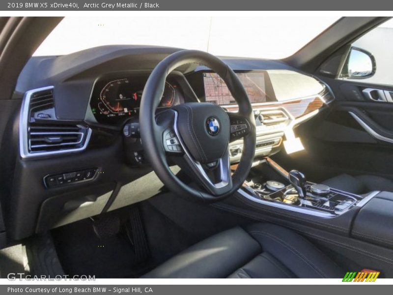 Arctic Grey Metallic / Black 2019 BMW X5 xDrive40i