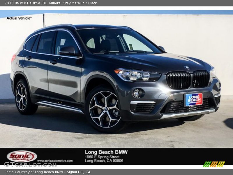 Mineral Grey Metallic / Black 2018 BMW X1 sDrive28i