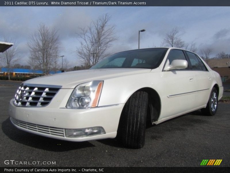 White Diamond Tricoat / Titanium/Dark Titanium Accents 2011 Cadillac DTS Luxury