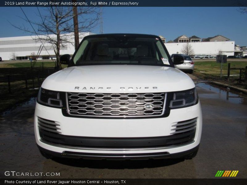 Fuji White / Espresso/Ivory 2019 Land Rover Range Rover Autobiography