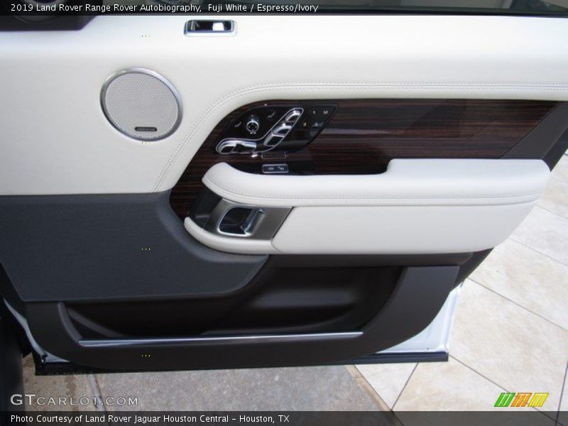 Door Panel of 2019 Range Rover Autobiography