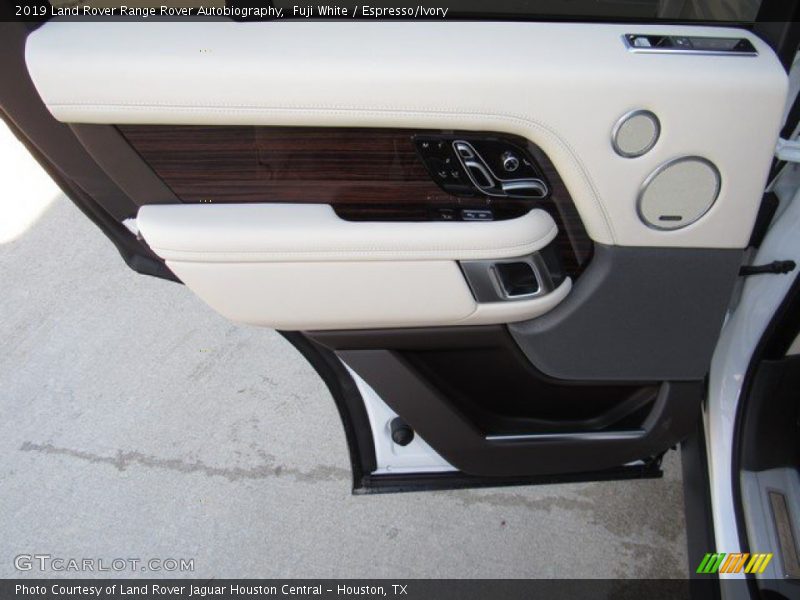 Door Panel of 2019 Range Rover Autobiography