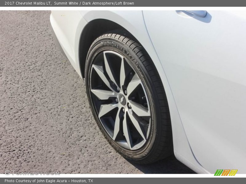 Summit White / Dark Atmosphere/Loft Brown 2017 Chevrolet Malibu LT