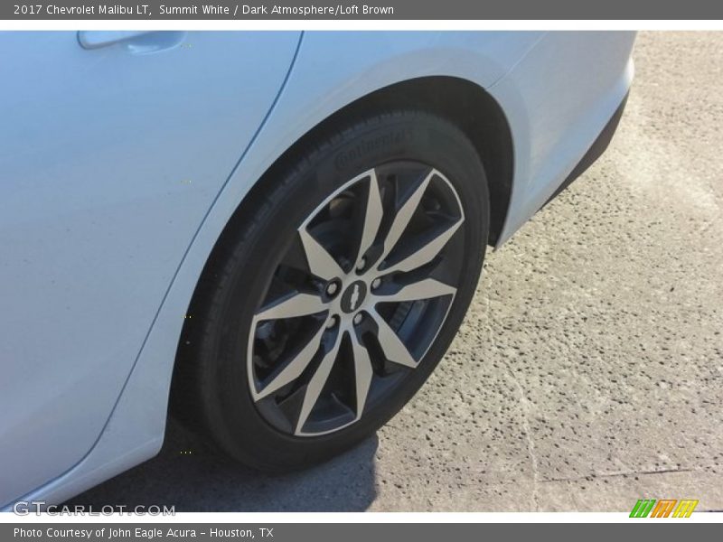 Summit White / Dark Atmosphere/Loft Brown 2017 Chevrolet Malibu LT