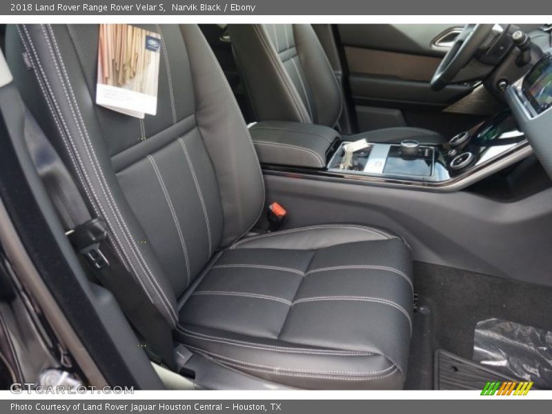 Narvik Black / Ebony 2018 Land Rover Range Rover Velar S