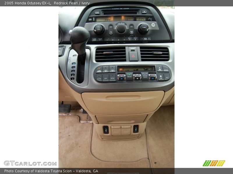 Redrock Pearl / Ivory 2005 Honda Odyssey EX-L