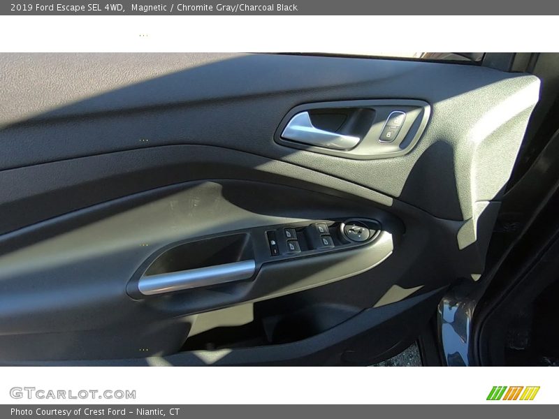 Magnetic / Chromite Gray/Charcoal Black 2019 Ford Escape SEL 4WD