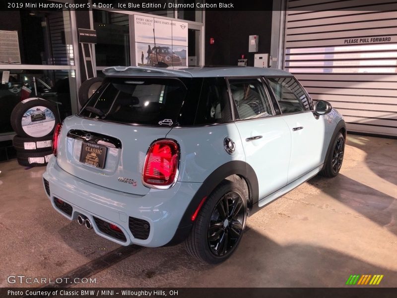 Ice Blue Edition / Diamond Carbon Black 2019 Mini Hardtop Cooper S 4 Door