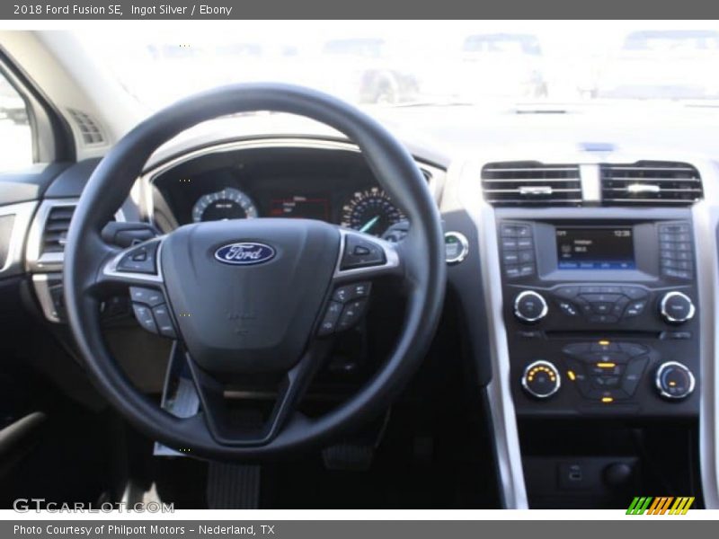 Ingot Silver / Ebony 2018 Ford Fusion SE