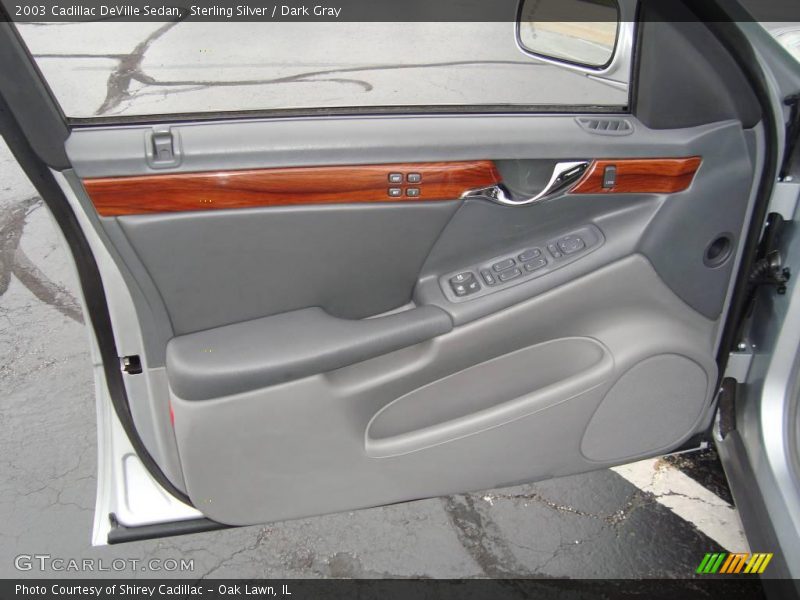 Sterling Silver / Dark Gray 2003 Cadillac DeVille Sedan