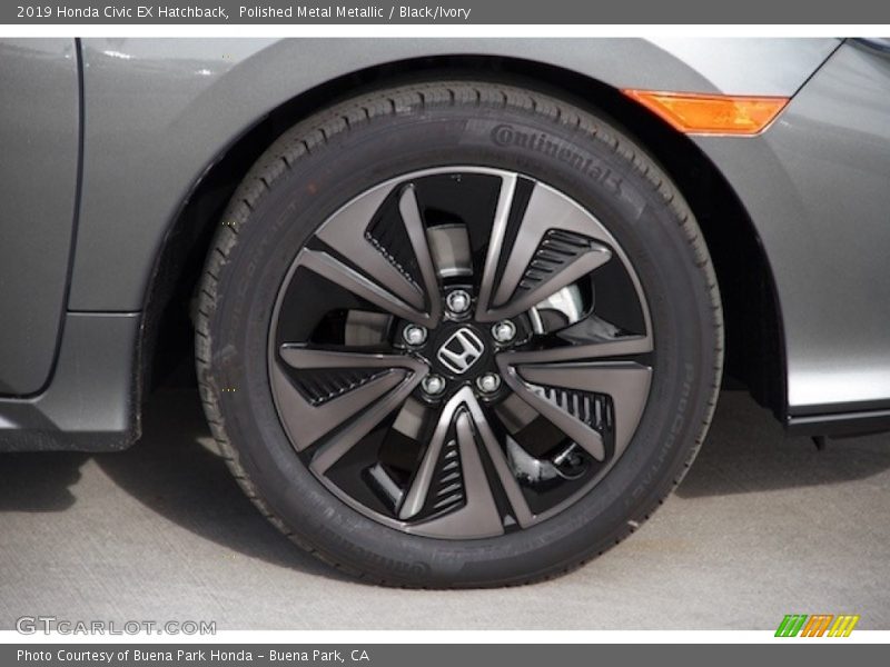 Polished Metal Metallic / Black/Ivory 2019 Honda Civic EX Hatchback