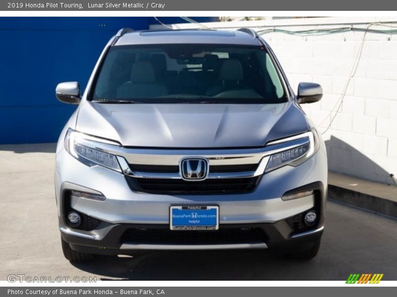 Lunar Silver Metallic / Gray 2019 Honda Pilot Touring