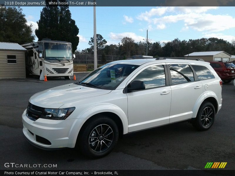 White Noise Tri-Coat / Black 2018 Dodge Journey SE
