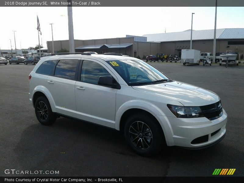 White Noise Tri-Coat / Black 2018 Dodge Journey SE