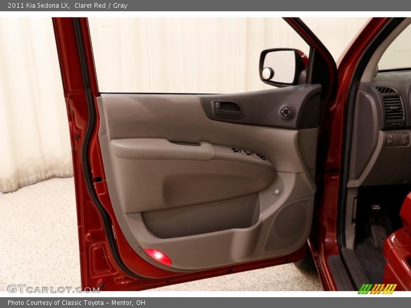 Claret Red / Gray 2011 Kia Sedona LX