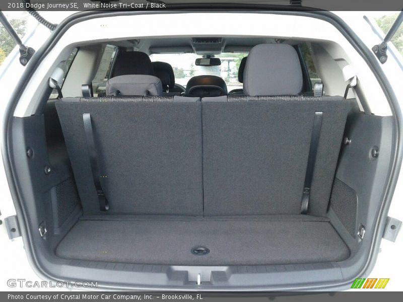 White Noise Tri-Coat / Black 2018 Dodge Journey SE