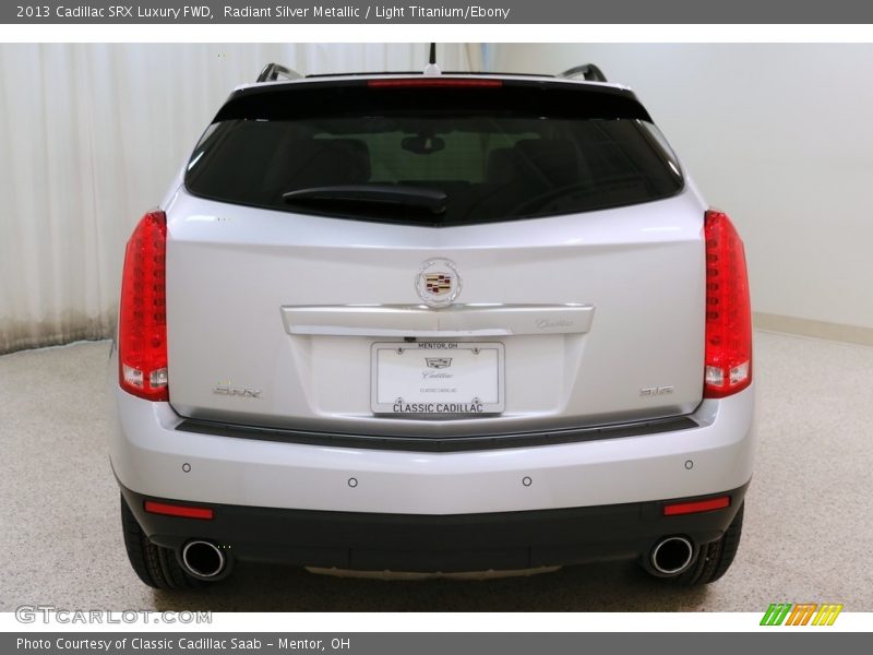 Radiant Silver Metallic / Light Titanium/Ebony 2013 Cadillac SRX Luxury FWD