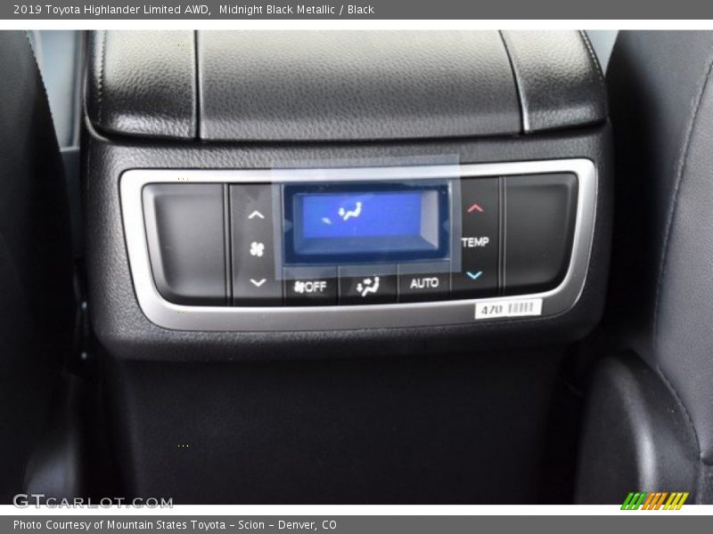 Midnight Black Metallic / Black 2019 Toyota Highlander Limited AWD