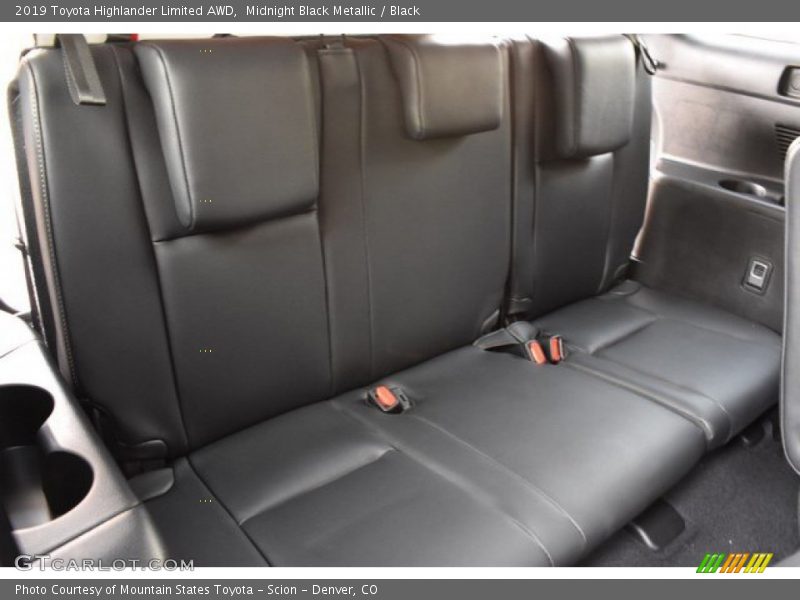 Midnight Black Metallic / Black 2019 Toyota Highlander Limited AWD