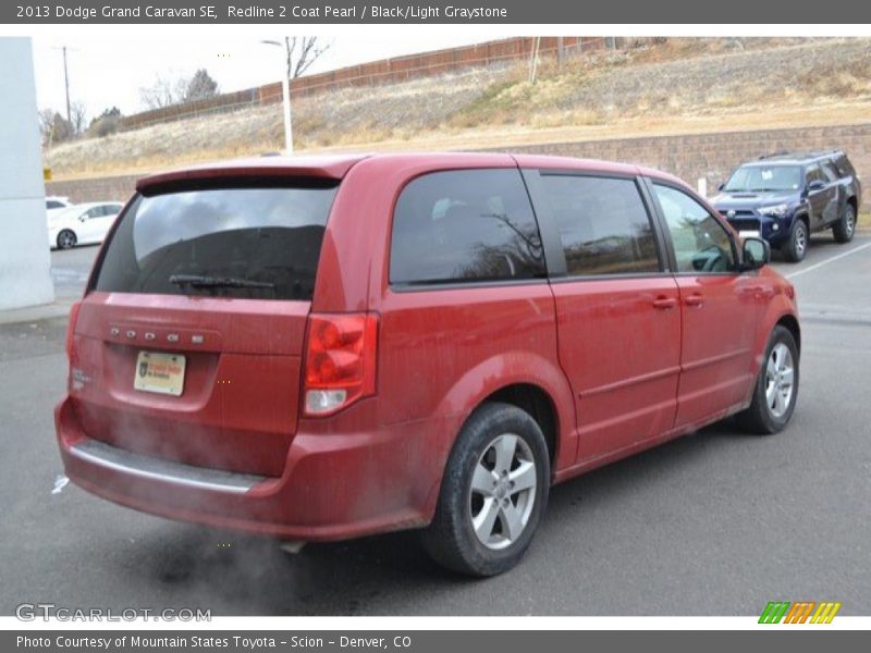 Redline 2 Coat Pearl / Black/Light Graystone 2013 Dodge Grand Caravan SE
