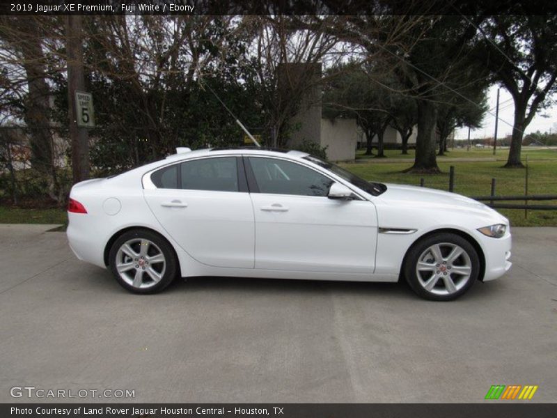 Fuji White / Ebony 2019 Jaguar XE Premium