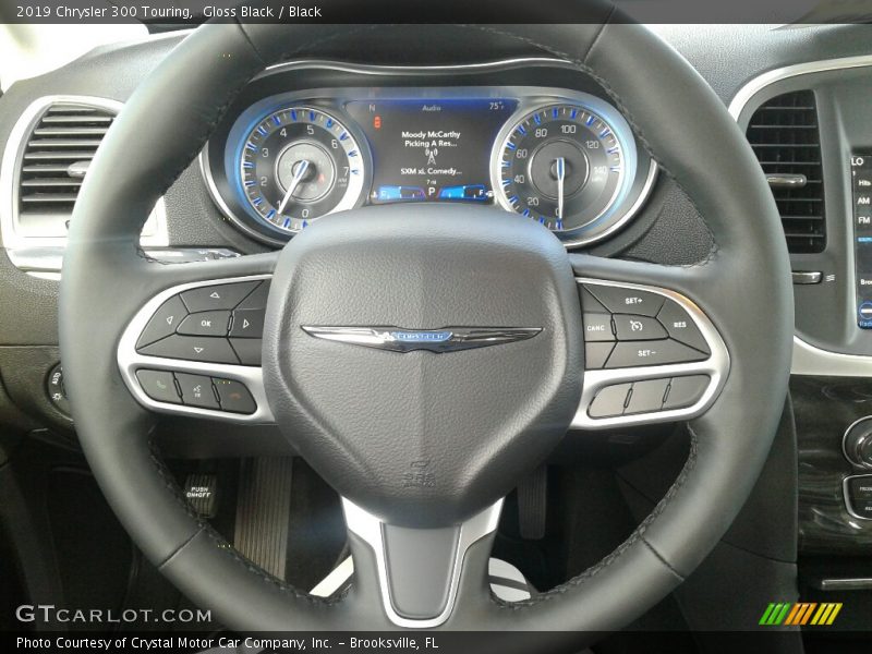 Gloss Black / Black 2019 Chrysler 300 Touring