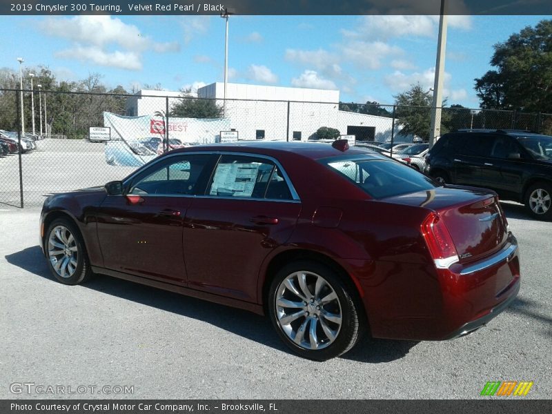 Velvet Red Pearl / Black 2019 Chrysler 300 Touring