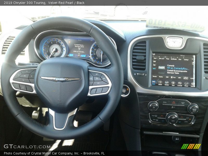 Velvet Red Pearl / Black 2019 Chrysler 300 Touring