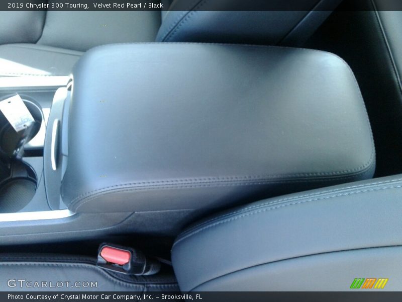 Velvet Red Pearl / Black 2019 Chrysler 300 Touring