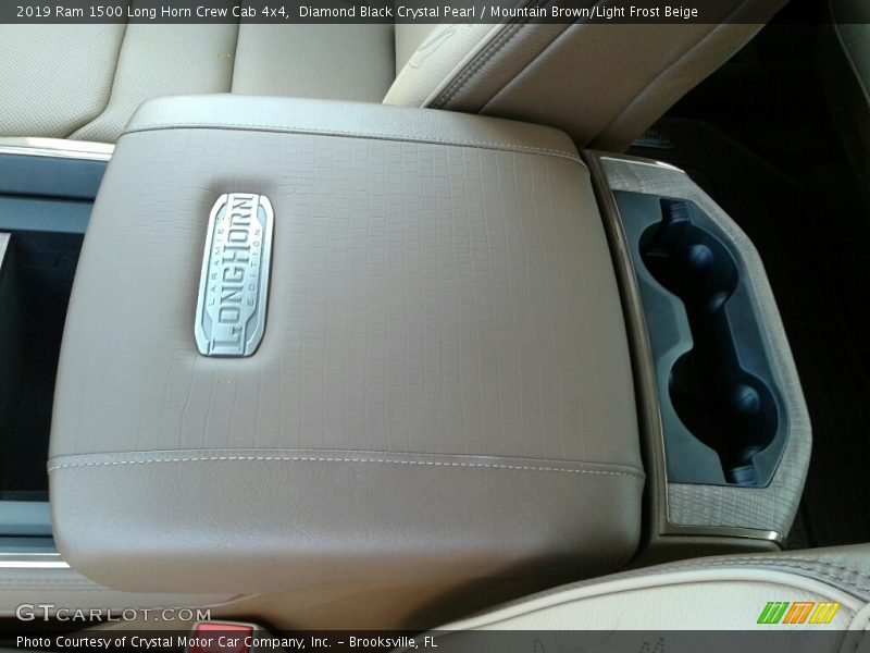 Diamond Black Crystal Pearl / Mountain Brown/Light Frost Beige 2019 Ram 1500 Long Horn Crew Cab 4x4