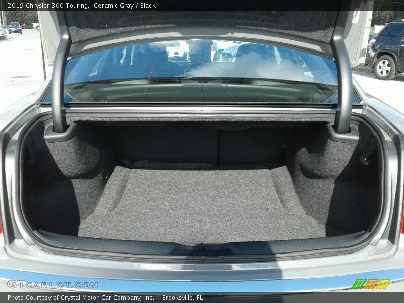 Ceramic Gray / Black 2019 Chrysler 300 Touring