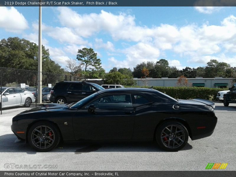 Pitch Black / Black 2019 Dodge Challenger R/T Scat Pack Shaker